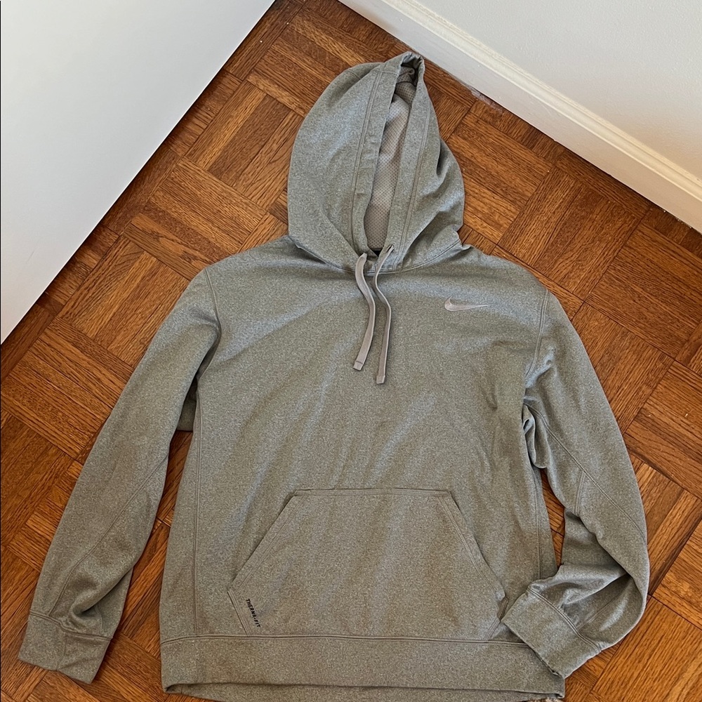 🦄Nike Heather Gray Hoodie with Pocket